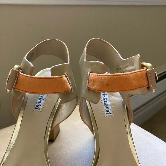 Wooden heel sandals - Picture 6 of 11